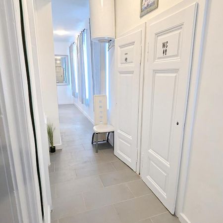 Cozy Rooms In Lugner City Area Vídeň Exteriér fotografie