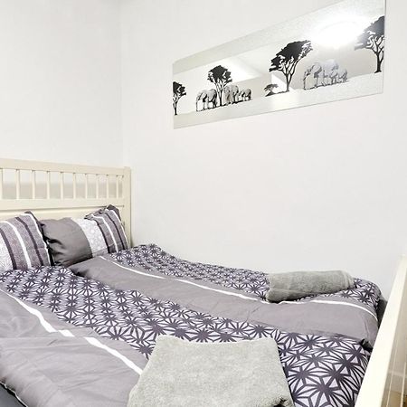 Cozy Rooms In Lugner City Area Vídeň Exteriér fotografie